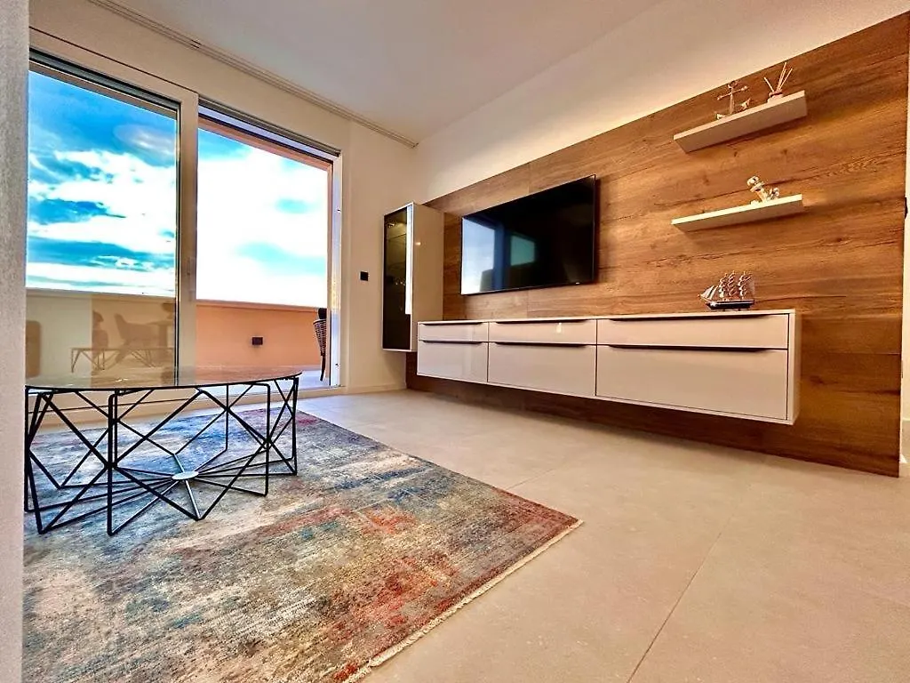 Zadar Premium Sea View Apartments 0*,